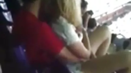 Latina และ vdo คลิป โป้ busty ผมบลอนด์ fuck แทนอาหารเช้า